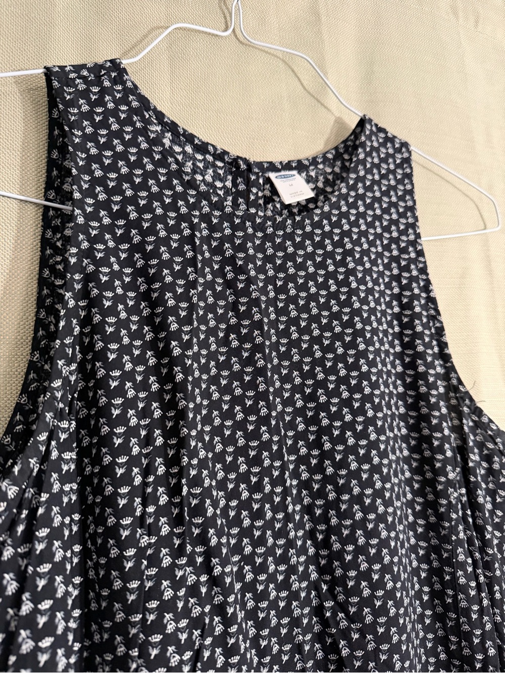 Old Navy black with White Micro-Print Sleeveless Mini Dress - Picture 2 of 9